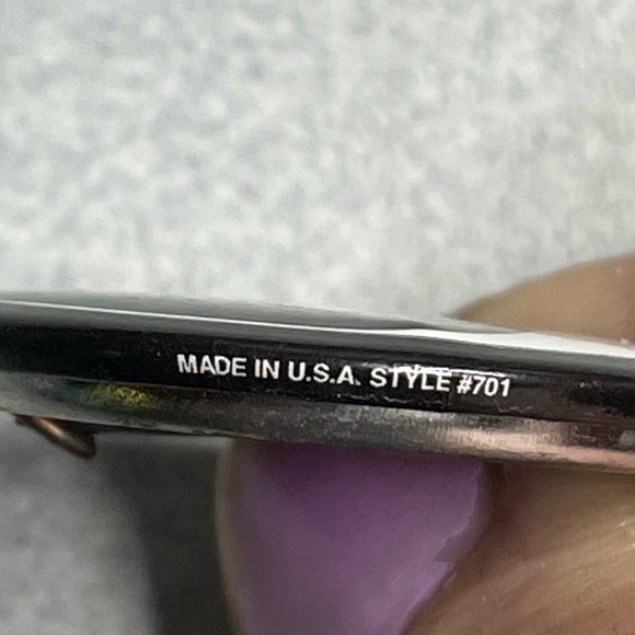 Vintage Yin Yang 1999 Ephemera Graphic Pin Button Balance Equal Opposites USA - Picture 4 of 4